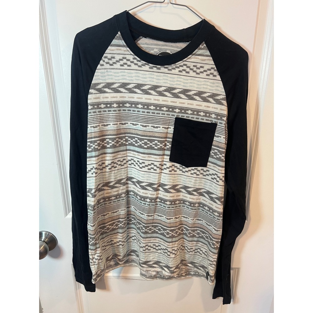 Valor Collective Mens Long Sleeve Shirt Southwestern Pattern Black Small